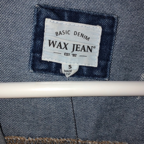 Jean Jacket - Picture 5 of 6